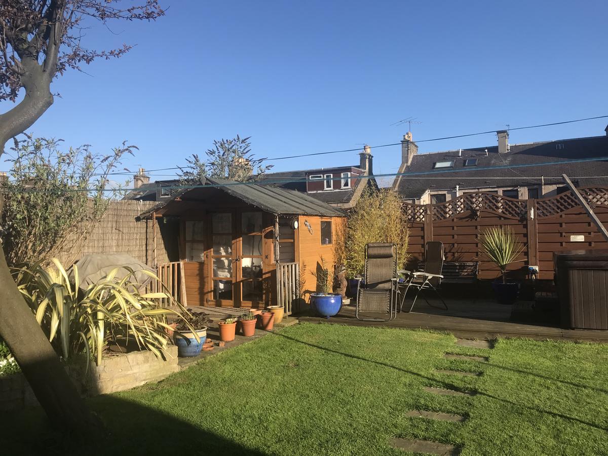 Dunclutha Guest House Leven  Buitenkant foto