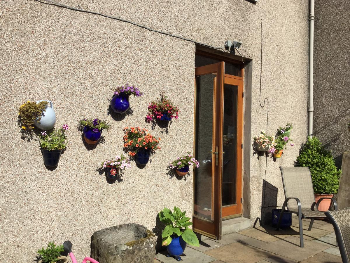 Dunclutha Guest House Leven  Buitenkant foto