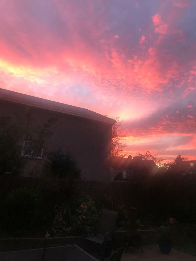 Dunclutha Guest House Leven  Buitenkant foto
